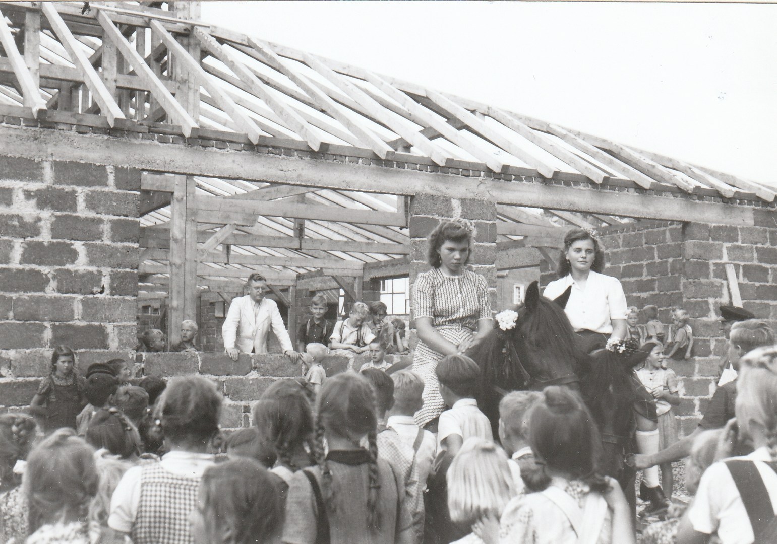 1949 richtfest schuetzenhalle 2 cr